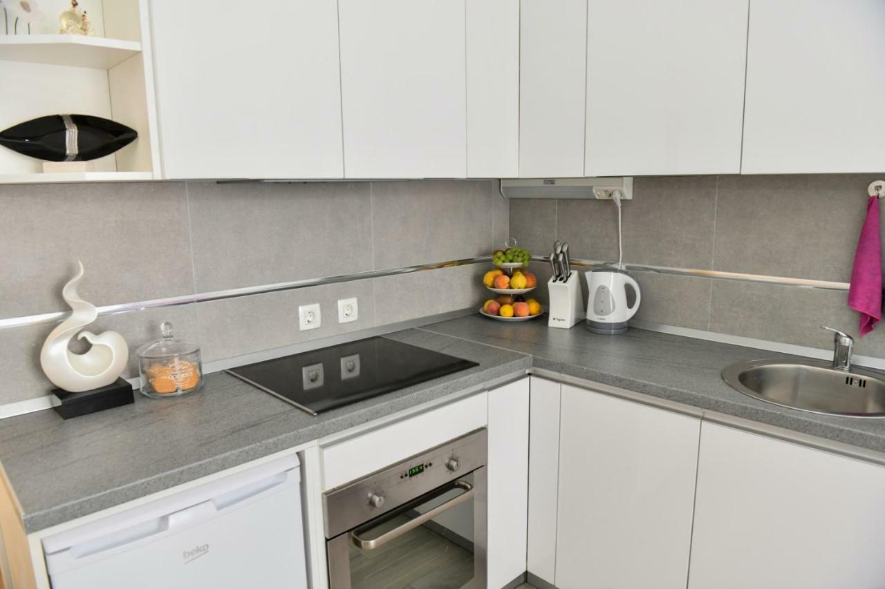 Apartment Cecilija Синь Экстерьер фото